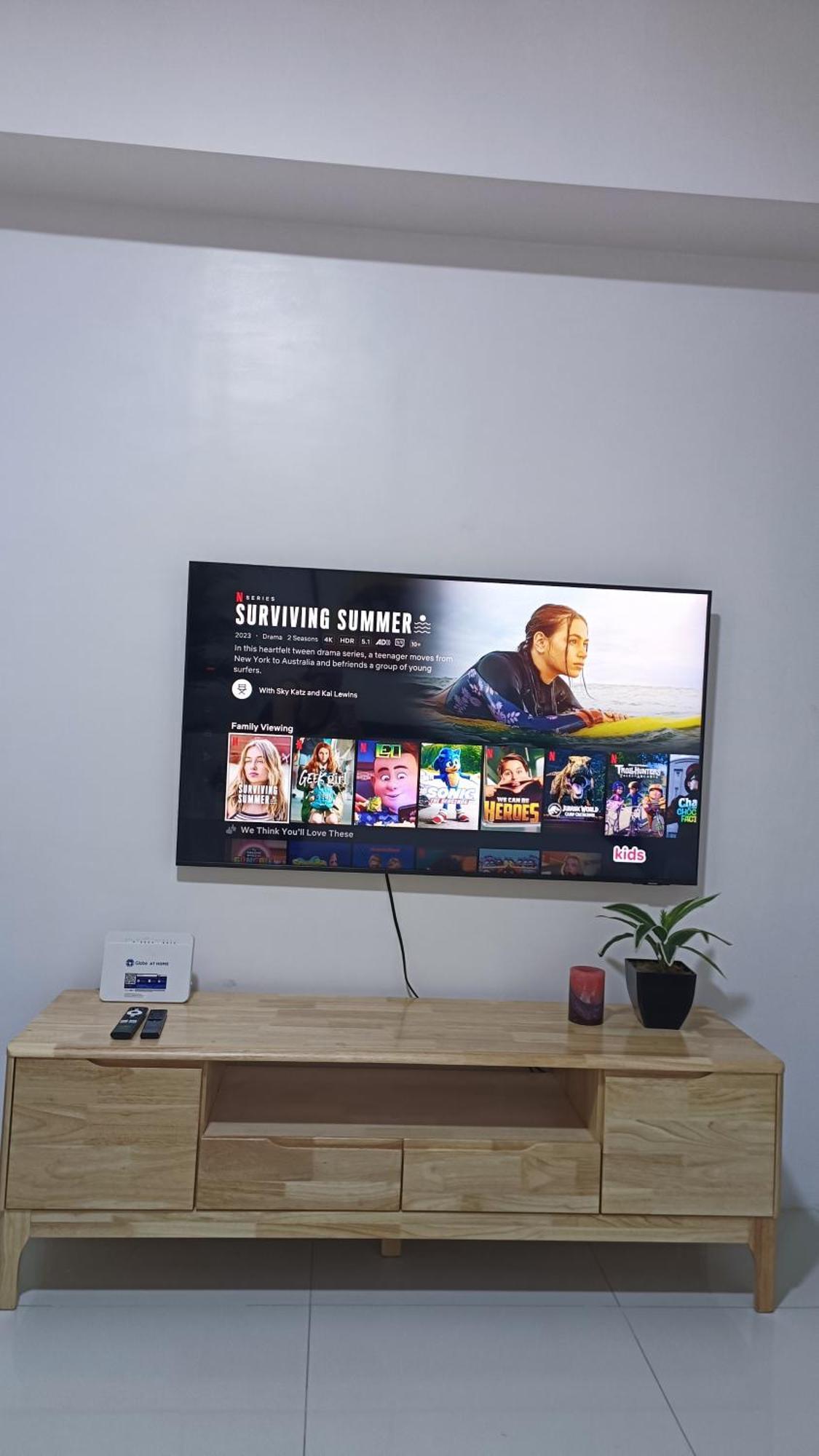 1br And Unit @ 150 Newport Near Naia 3 * Manila