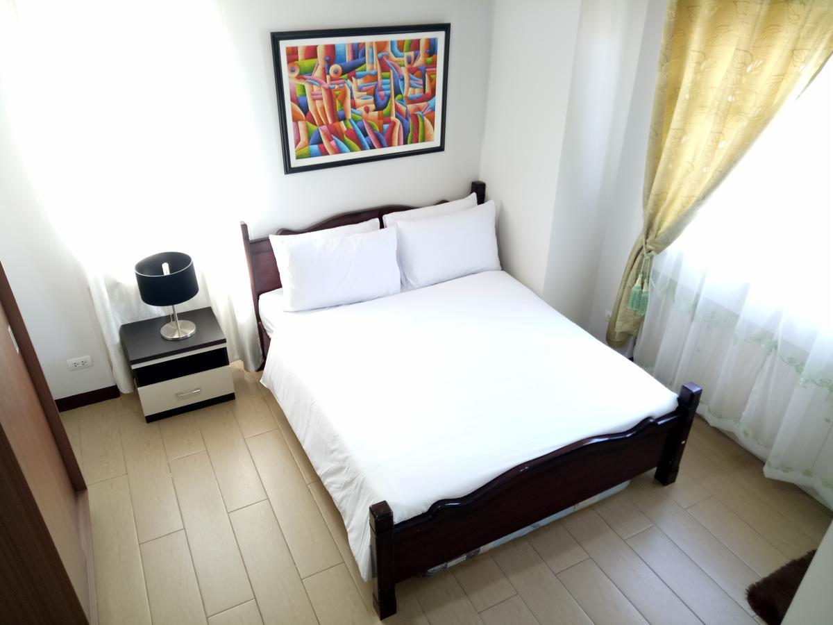 1br And Unit @ 150 Newport Near Naia 3 Apartment Manila