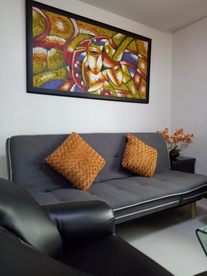 Apartment 1br And Unit @ 150 Newport Near Naia 3 Manila