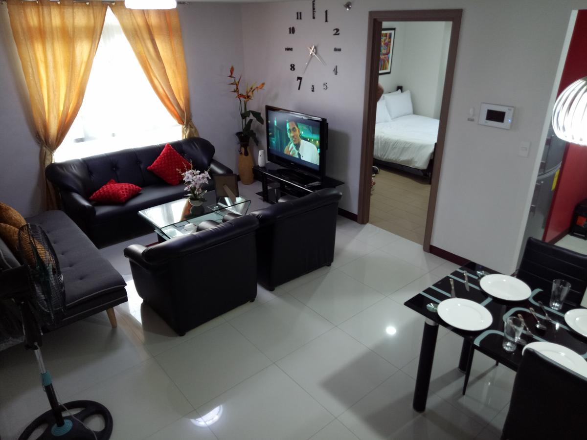 1br And Unit @ 150 Newport Near Naia 3 Manila