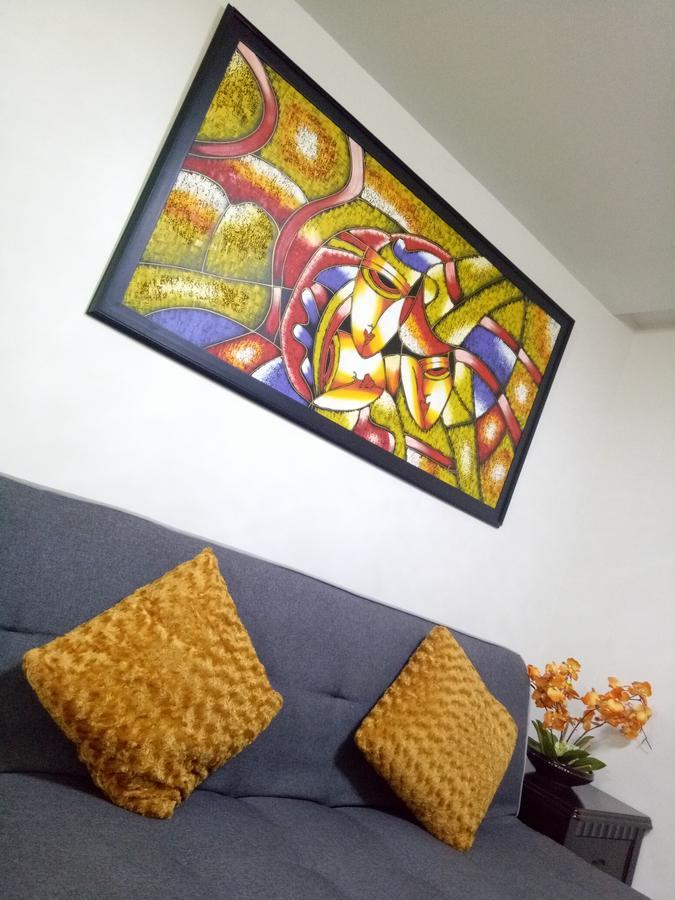 Apartment 1br And Unit @ 150 Newport Near Naia 3 Manila