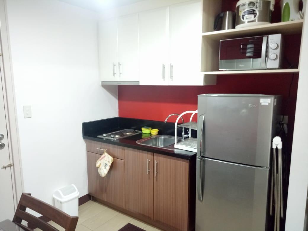 1br And Unit @ 150 Newport Near Naia 3 *